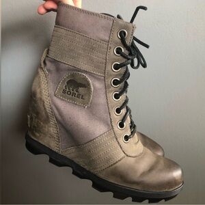 Sorel Grey Lace Up Leather & Canvas Wedge Boots
